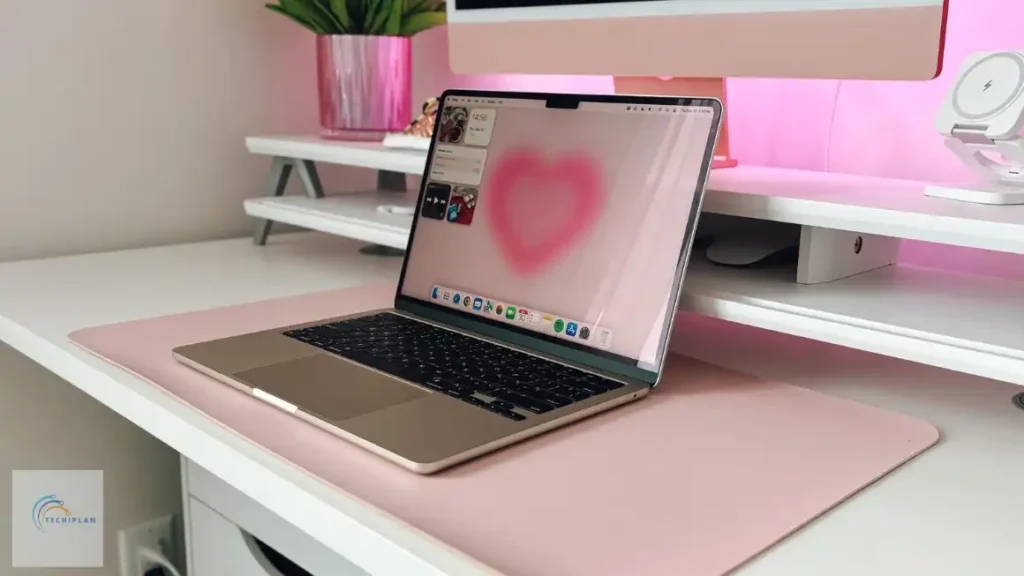 macbook-air-starlight-